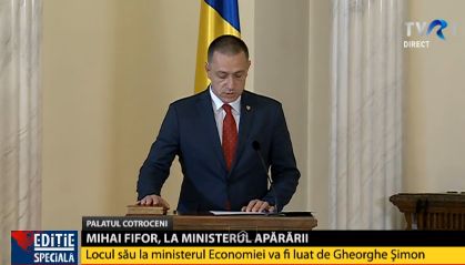 Fifor si Simon au depus juramantul, intr-o ceremonie foarte scurta
