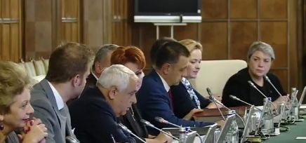 Daea, laudat de premier: Iar a speriat Europa in atragerea de fonduri