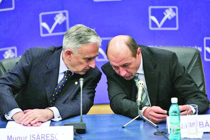 mugur-isarescu-si-traian-basescu - Ziarul National