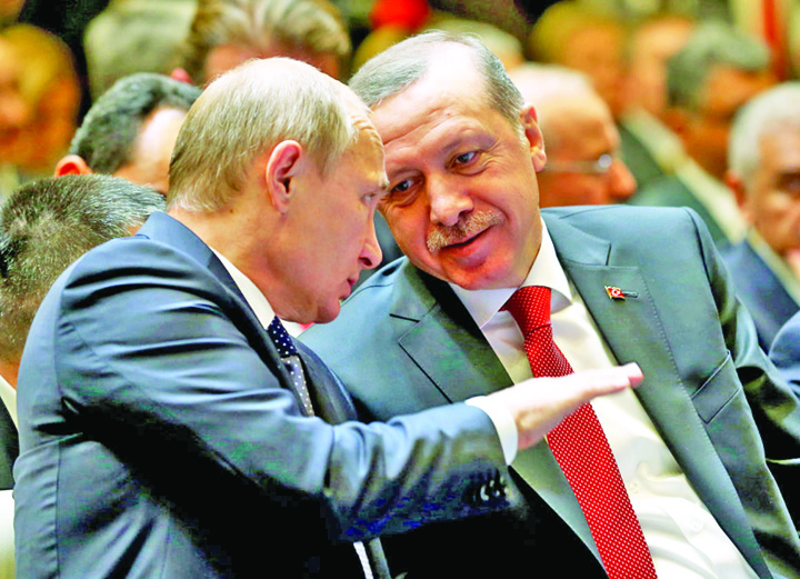 Erdogan isi ia superscut de la Putin