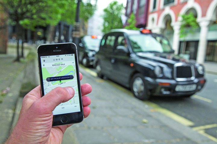 Uber, interzis pe strazile Londrei