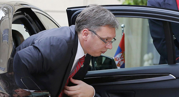 Presedintele Serbiei, lovit cu Bentley