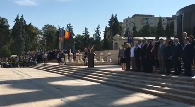 Mesajul pe care Iohannis l-a transmis pompierilor, de ziua lor, la ceremonia din Parcul Carol
