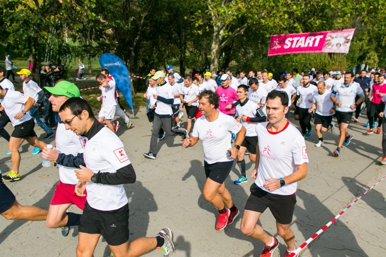 Crosul Casiopeea: Bucurestenii, solidari cu invingatoarele cancerului la san