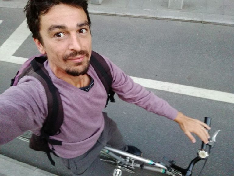 Deputatul Adrian Dohotaru isi anunta demisia din USR