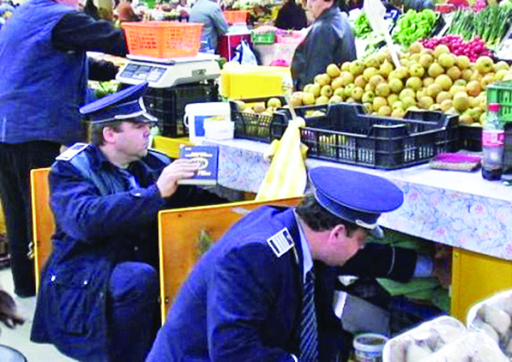 Se sare la gatul „mafiei legumelor”!