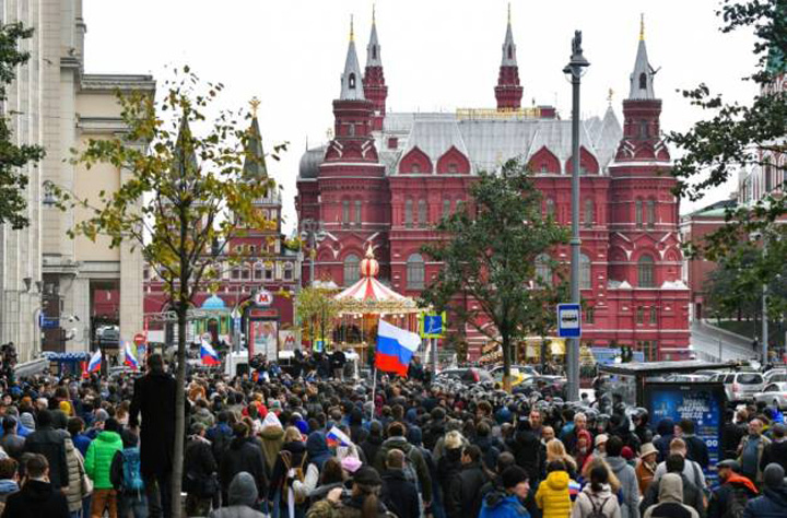 Sute de arestari de ziua lui Putin