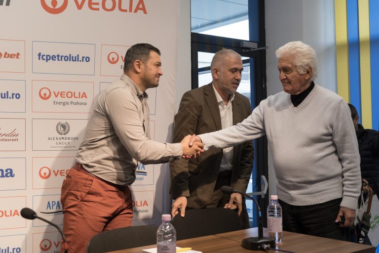 Cel mai iubit club de fotbal prahovean Petrolul Ploiești si-a ales  noul technician pentru perioada urmatoare