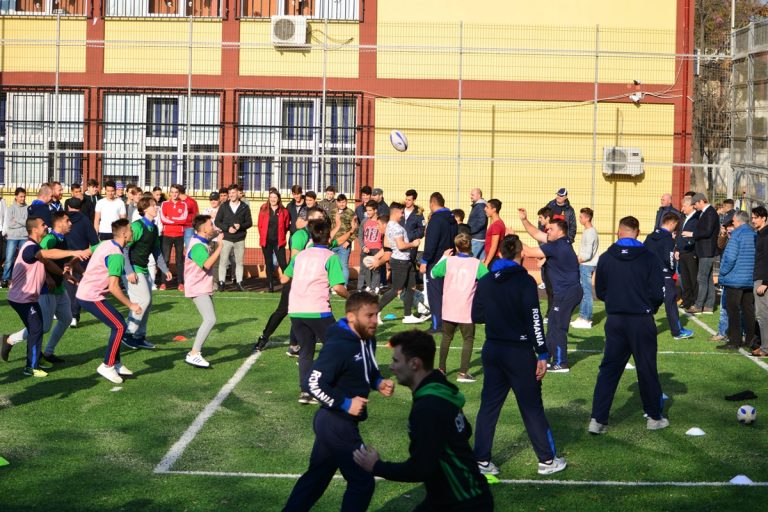“Stejarii” i-au antrenat pe tinerii rugbysti din sectorul 1