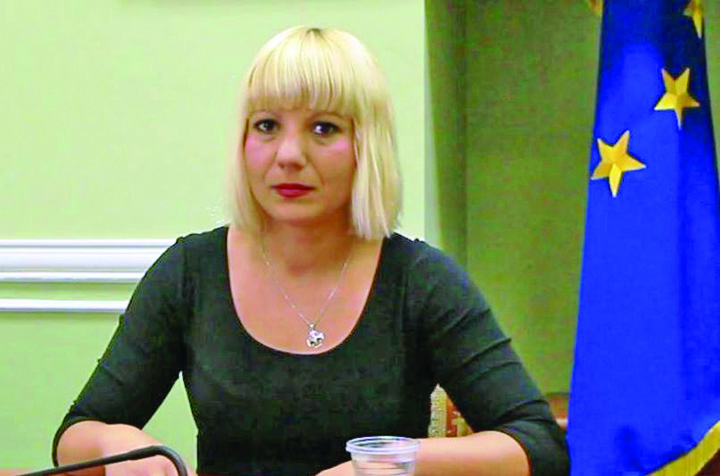 camelia bogdan - Ziarul National