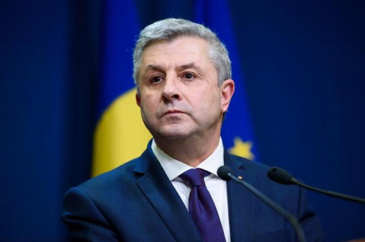 Moțiunea de cenzură va fi dezbătută și supusă votului sâmbătă la prânz