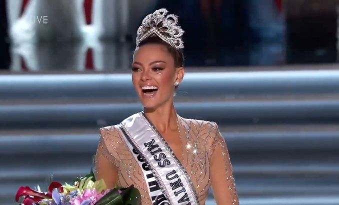 Miss Univers 2017, o tanara din Africa de Sud (VIDEO)