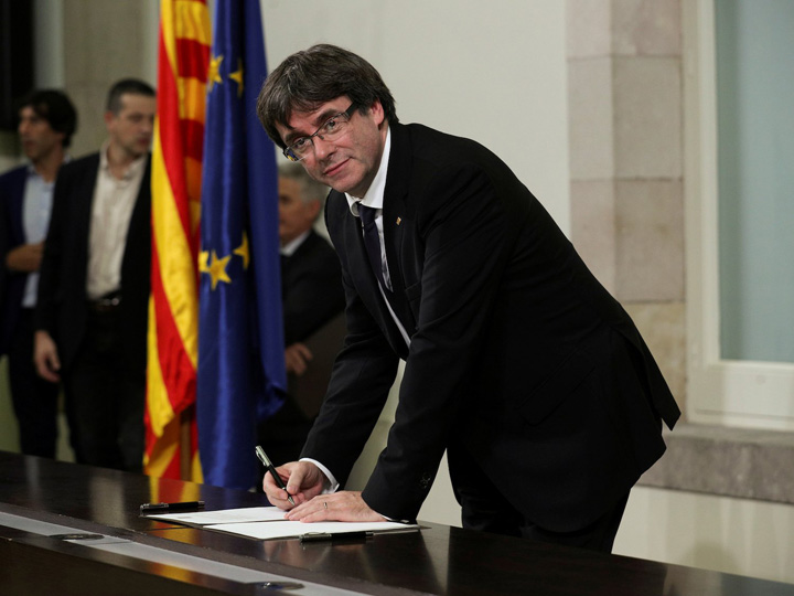 Zanganit de catuse pentru Puigdemont