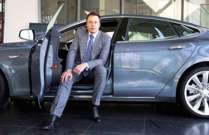 Tesla a pierdut 619 milioane de dolari