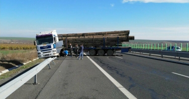 Incident cu un TIR pe Autostrada Soarelui