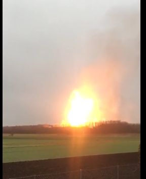 Explozie la un terminal de gaz – un mort si mai multi raniti (VIDEO)