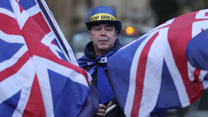 Majoritatea britanicilor vrea UE