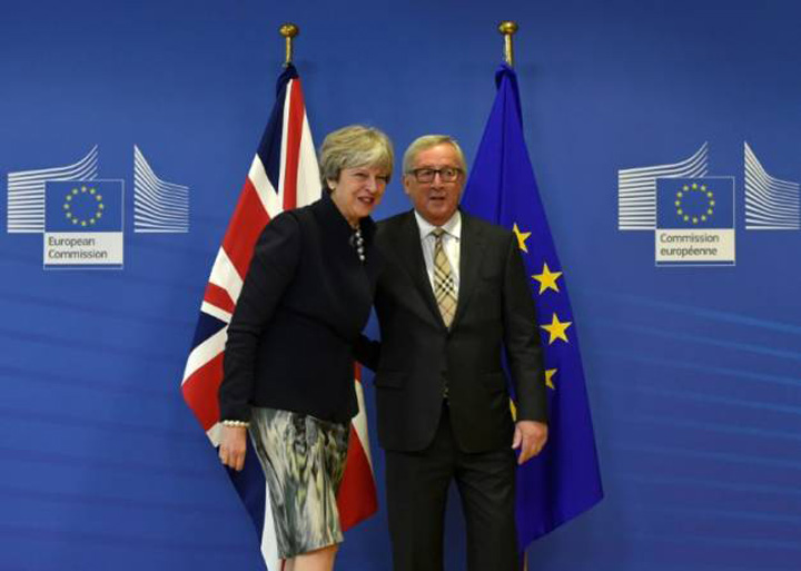 Brexit: Acord Londra-UE pe frontiera irlandeza