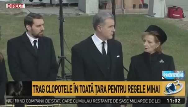 Fostul Principe Nicolae, alaturi de reprezentantii Familiei Regale, la aeroport