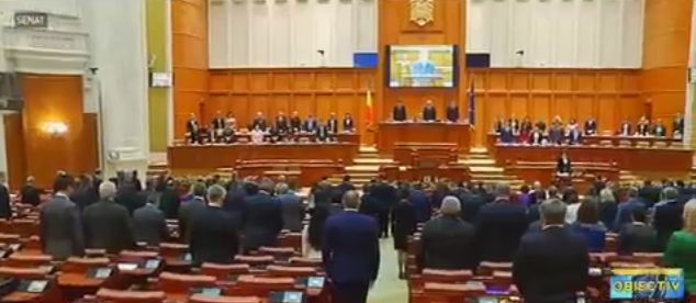 Moment de reculegere in Parlament, in memoria Regelui Mihai