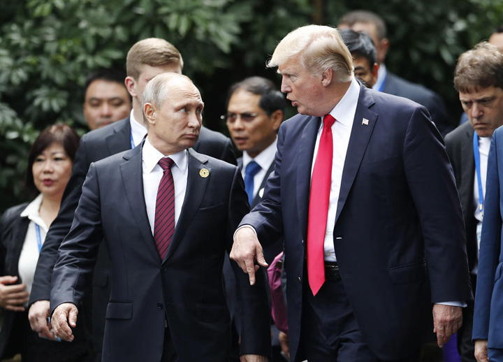Trump aprinde Razboiul Rece