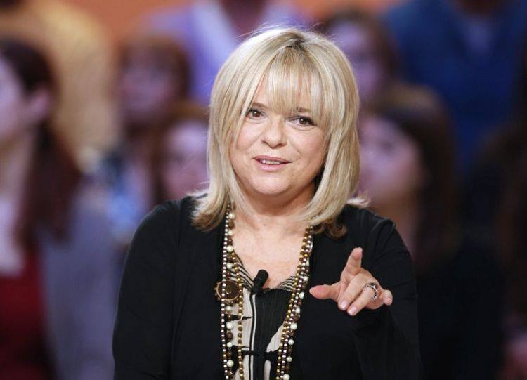 A murit France Gall, interpreta piesei „Ella, elle l’a” (VIDEO)
