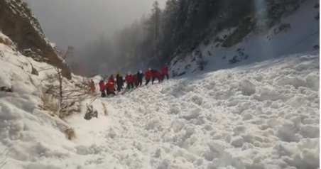 UPDATE. Cautarile tanarului disparut in Bucegi vor fi reluate luni