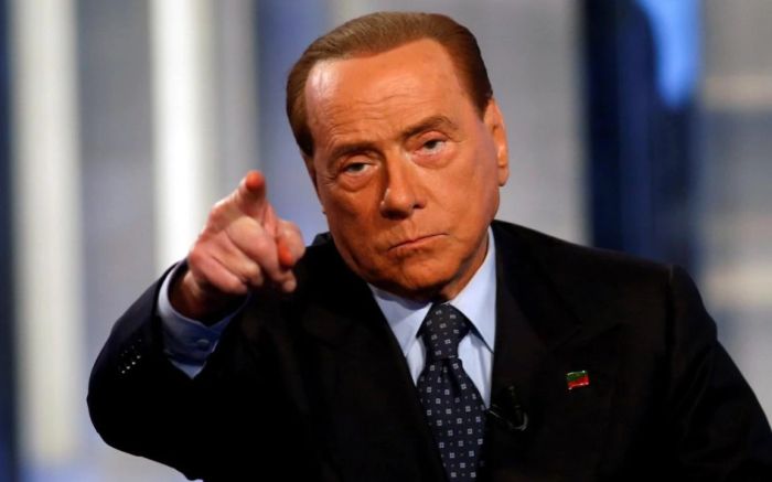 Berlusconi: toti migrantii ilegali din Italia sunt infractori