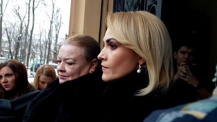 Firea a lasat balta Bucurestiul ca sa deszapezeasca PSD-ul