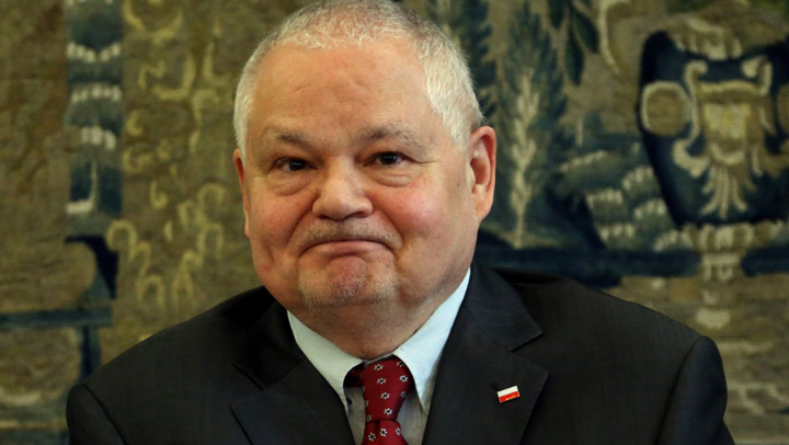 ”Isarescu” al Poloniei ne arata cu degetul