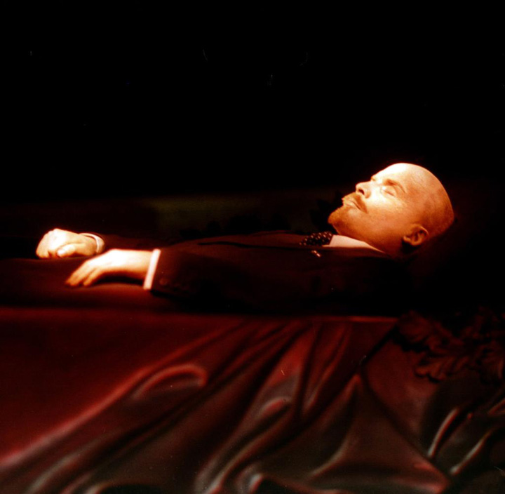 Lenin, sfant crestin pentru Putin