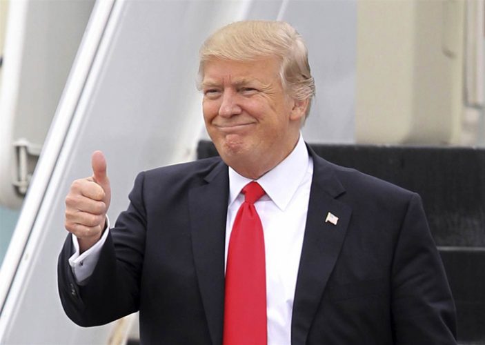 medalion trump - Ziarul National