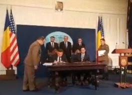 A fost semnat contractul vizand achizitia de transportoare blindate Piranha 5