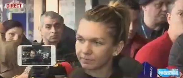 Simona, aplaudata si primita cu flori la revenirea de la Melbourne: Odihna, sunt epuizata!