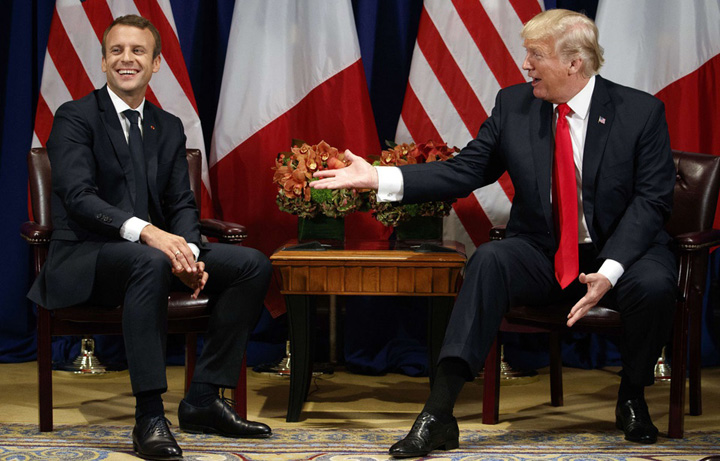Micul Napoleon, la palatul lui Trump
