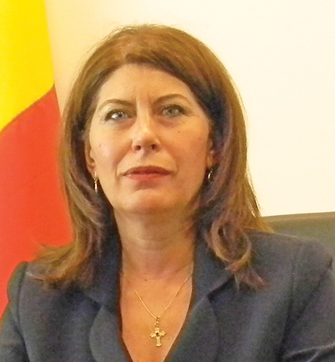 Mirela Calugareanu se intoarce la varful ANAF. Teodorovici: este un fiscalist de exceptie
