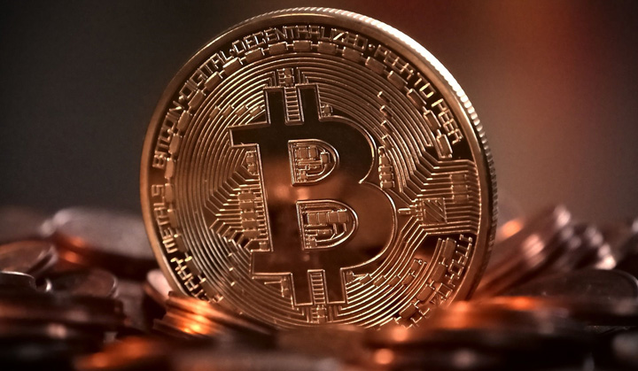 Cadrul legal pentru bitcoin: Banca Europeana se spala pe maini