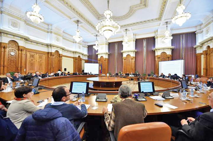 Comisiile parlamentare, bataia de joc a Serviciilor!