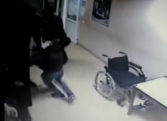 Medic luat la bataie intr-un spital. S-a intamplat in Mioveni