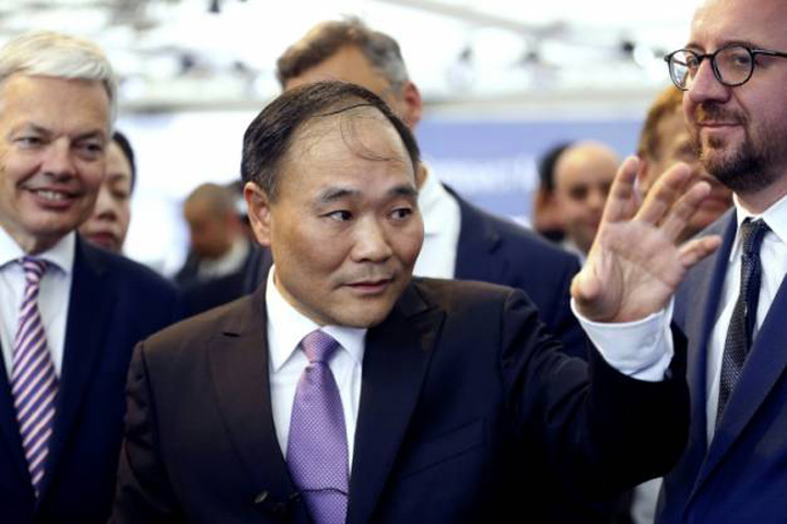 Un miliardar chinez, principalul actionar la Daimler