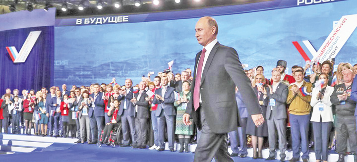 Putin castiga fara sa miste un deget