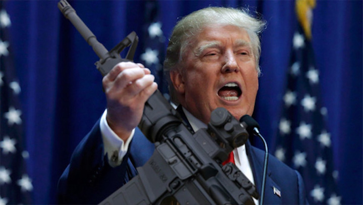 Dansul lui Trump in patul de arma
