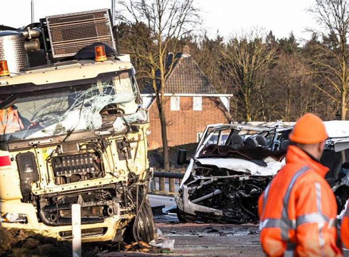 Cinci romani, morti in Olanda