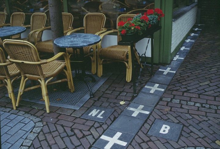 Cu un picior in Belgia si cu celalalt in Olanda