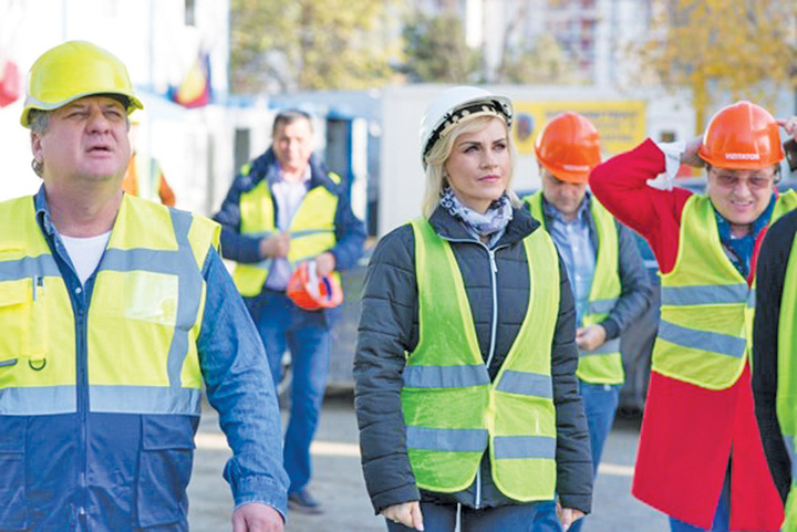 Fabrica de PUZ-uri din primaria lui Firea