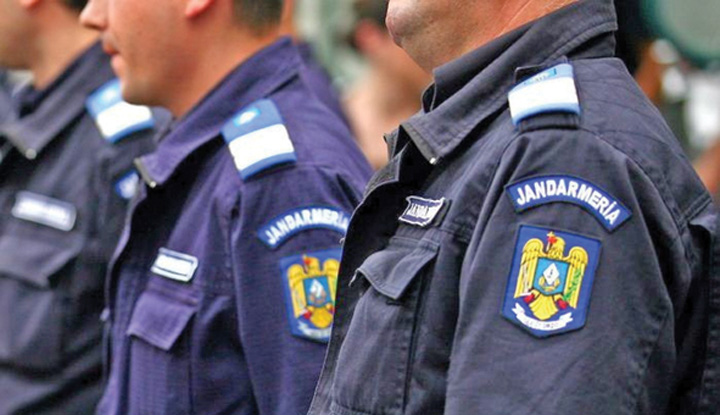 Surdo-mut amendat pentru scandari!