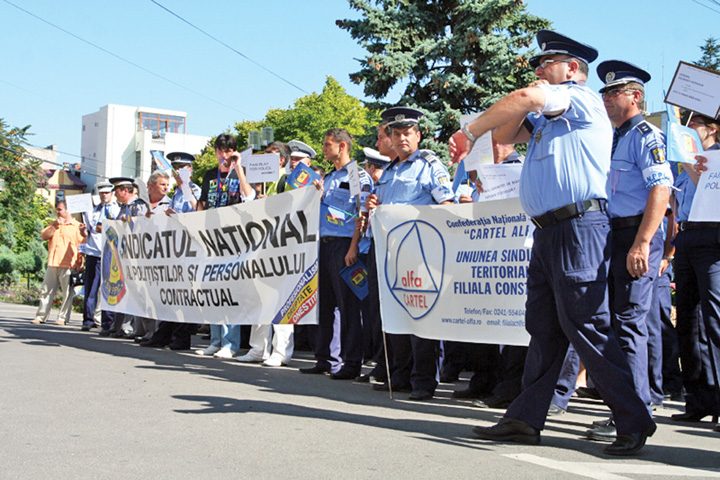 politistii - Ziarul National
