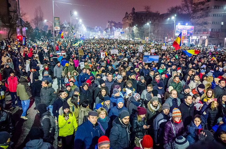 protestatari - Ziarul National