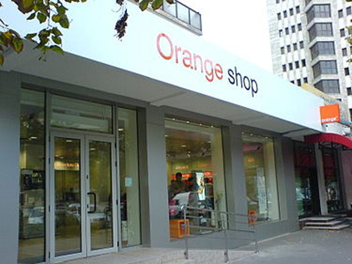 Orange, amendata cu 23,83 milioane de euro