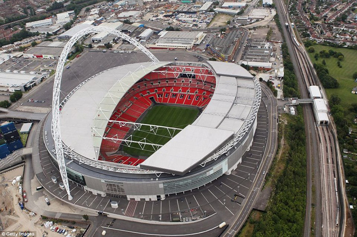BOMBA! Englezii vand Wembley-ul!